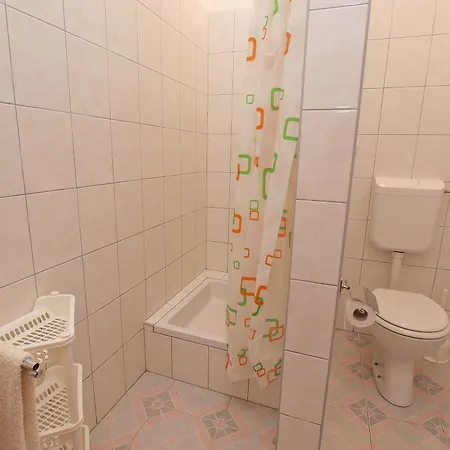 Rov 894 Apartman