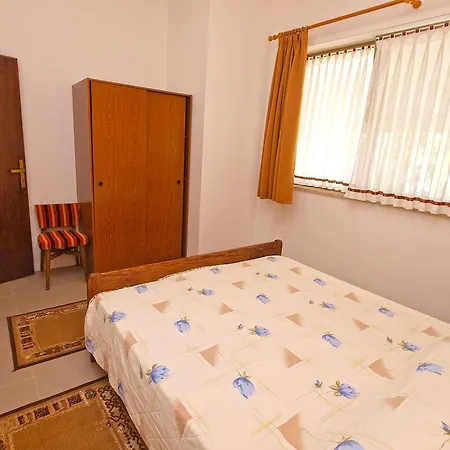 Apartamento Rov 894