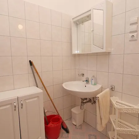 Apartamento Rov 894 *