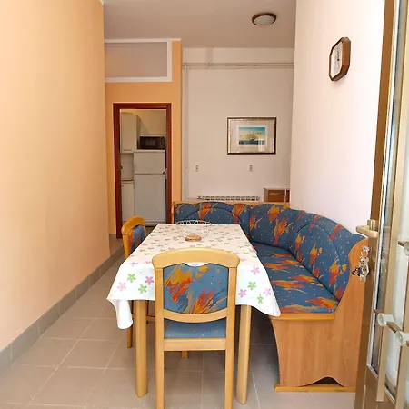 Rov 894 Apartmán *