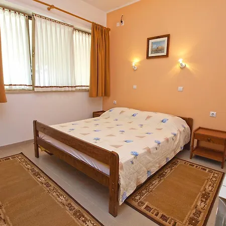 Rov 894 Apartman Medulin